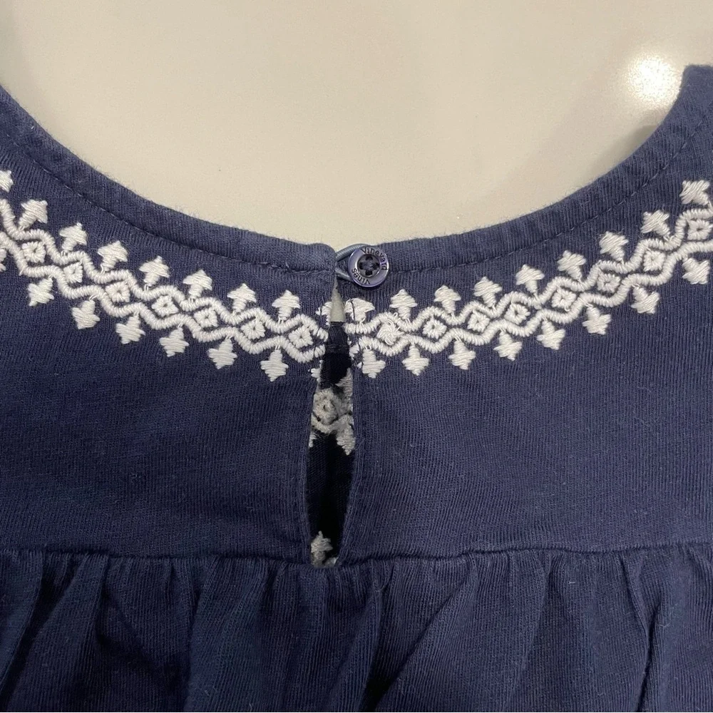 Vineyard Vines Navy Dress with White Embroidery Kids size Medium Sundress Flowy